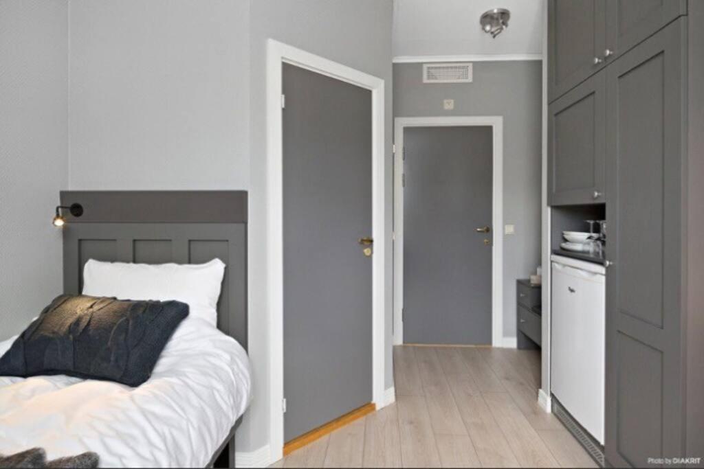 Studio Apt Close To Airport Apartment Garder Exterior foto