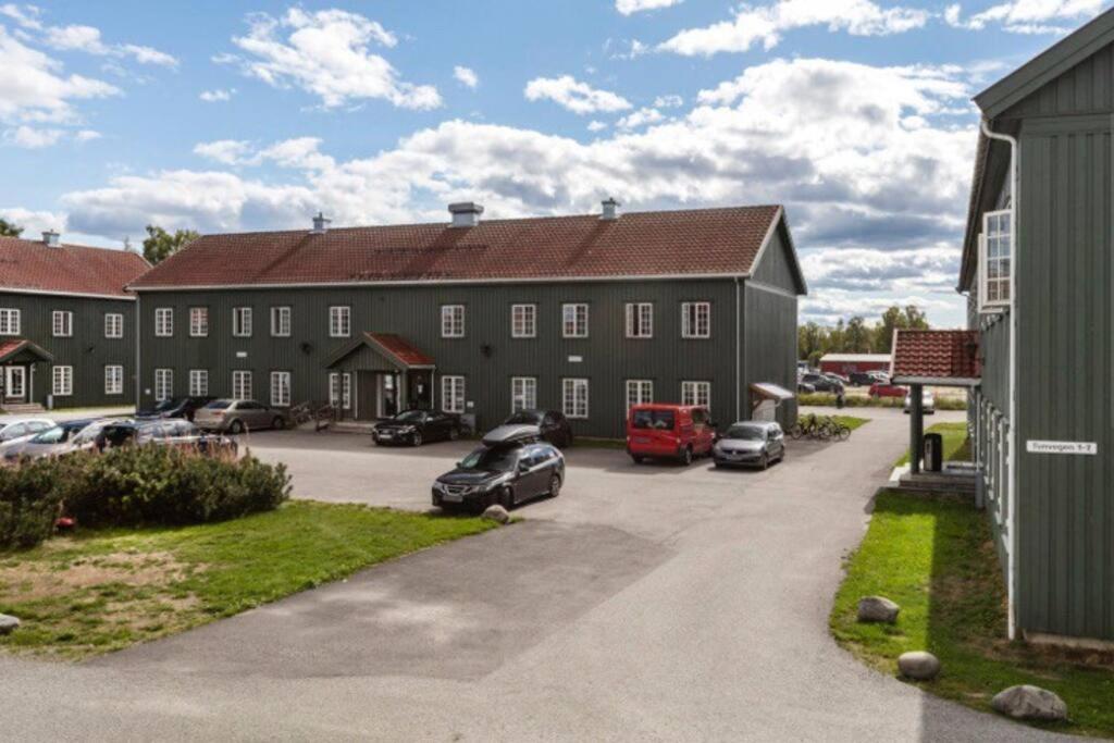 Studio Apt Close To Airport Apartment Garder Exterior foto